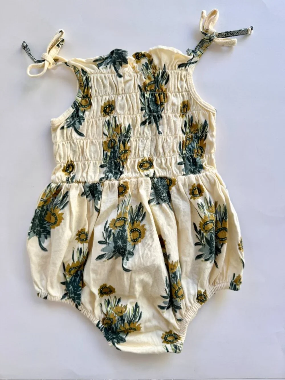 Kate Quinn Girls Floral Smocked Bubble Romper 18-24M